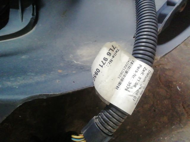 bontott VW TOUAREG Első Lökhárító (Részeivel)