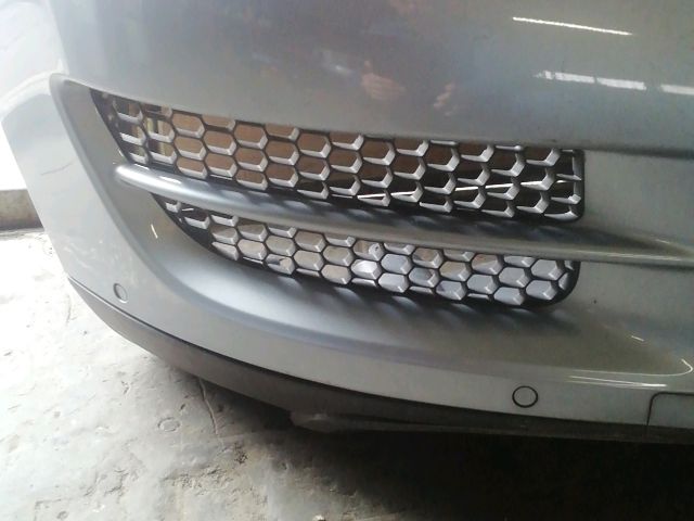 bontott VW TOUAREG Első Lökhárító (Részeivel)