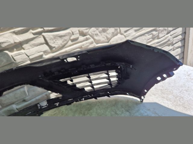 bontott VW TOUAREG Első Lökhárító (Üresen)