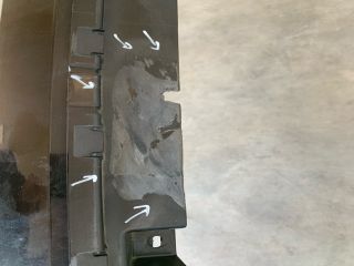 bontott VW TOUAREG Első Lökhárító (Üresen)