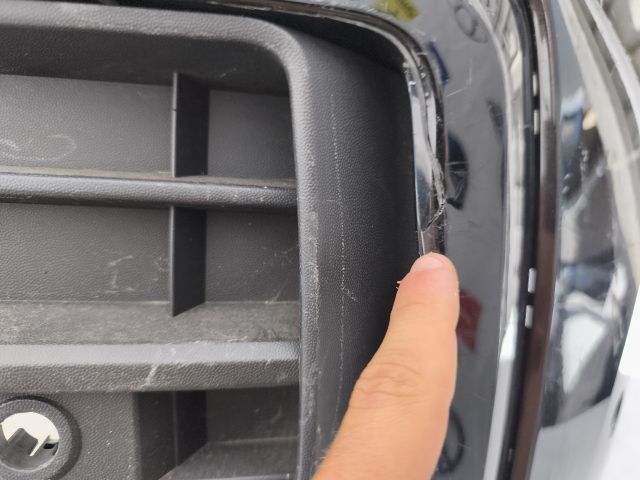 bontott VW TOUAREG Első Lökhárító (Üresen)