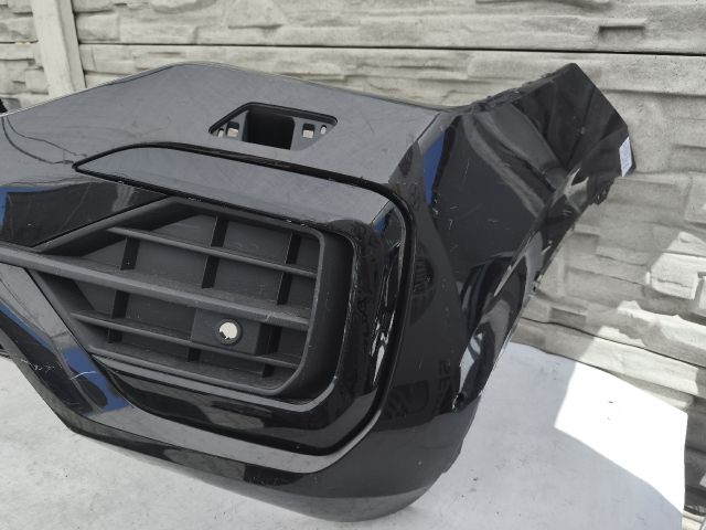 bontott VW TOUAREG Első Lökhárító (Üresen)