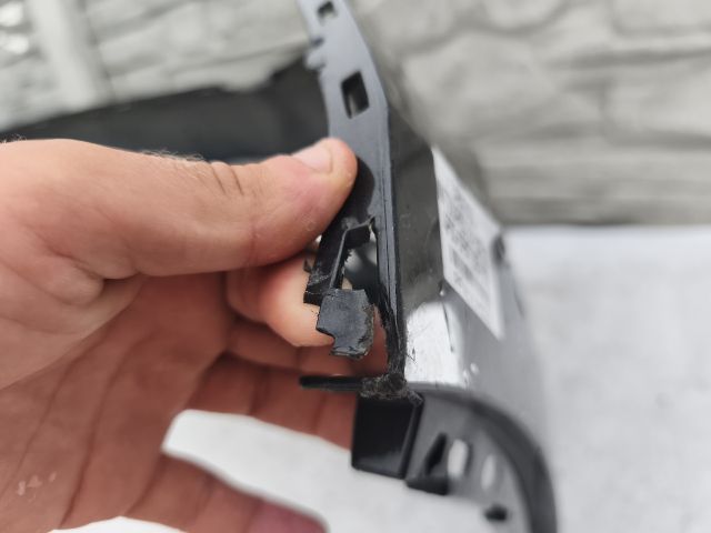 bontott VW TOUAREG Első Lökhárító (Üresen)