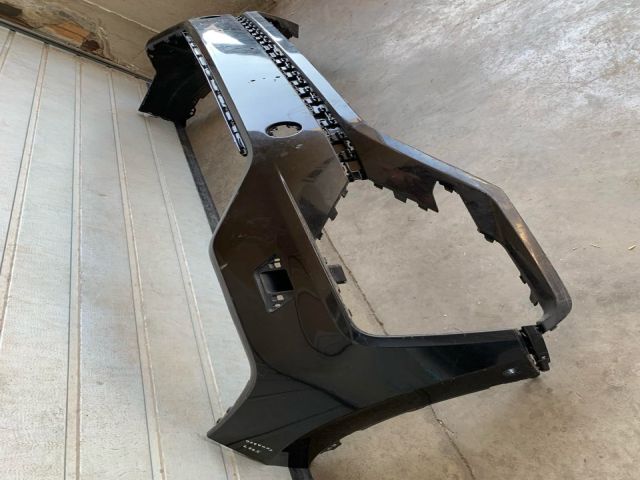 bontott VW TOUAREG Első Lökhárító (Üresen)