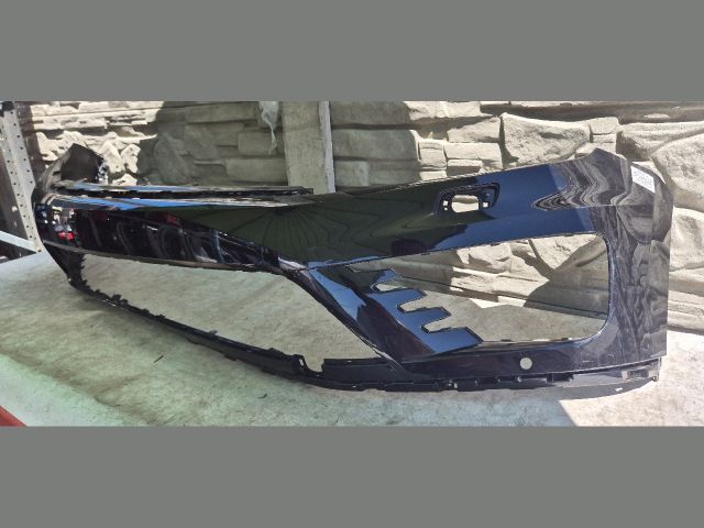 bontott VW TOUAREG Első Lökhárító (Üresen)