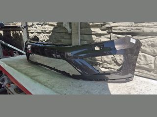 bontott VW TOUAREG Első Lökhárító (Üresen)