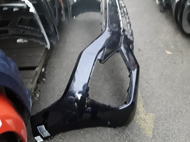 bontott VW TOUAREG Első Lökhárító (Üresen)