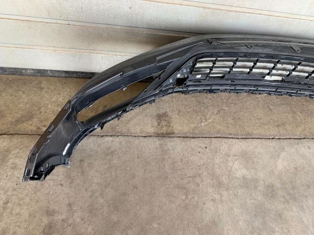 bontott VW TOUAREG Első Lökhárító (Üresen)