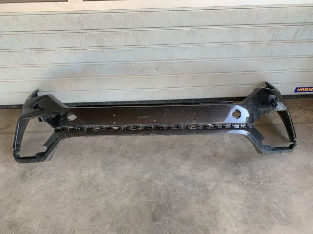 bontott VW TOUAREG Első Lökhárító (Üresen)