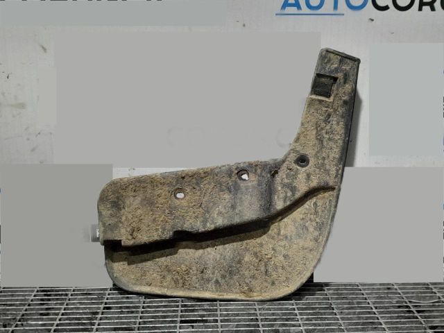 bontott VW TOUAREG Első Sárvédő Gumi Pár