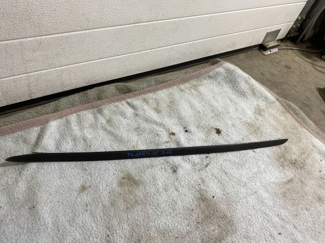 bontott VW TOUAREG Első Szélvédő Bal Díszléc