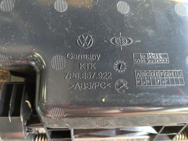 bontott VW TOUAREG Első Tároló Rekesz