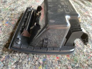 bontott VW TOUAREG Első Tároló Rekesz