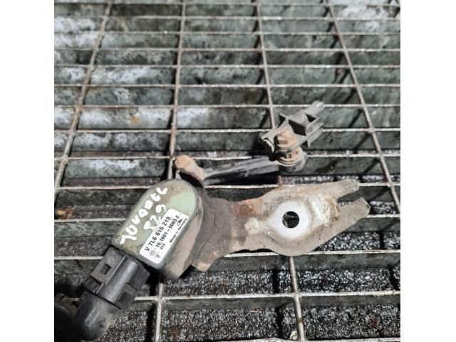 bontott VW TOUAREG Első Xenon Szintszabályzó Jeladó