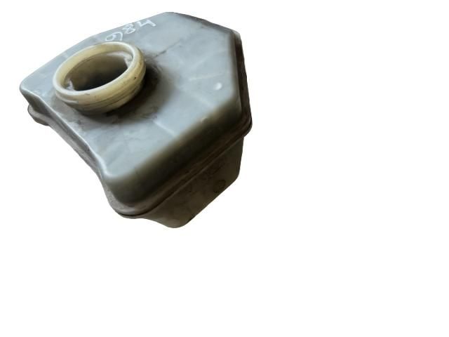 bontott VW TOUAREG Fékfolyadék Tartály