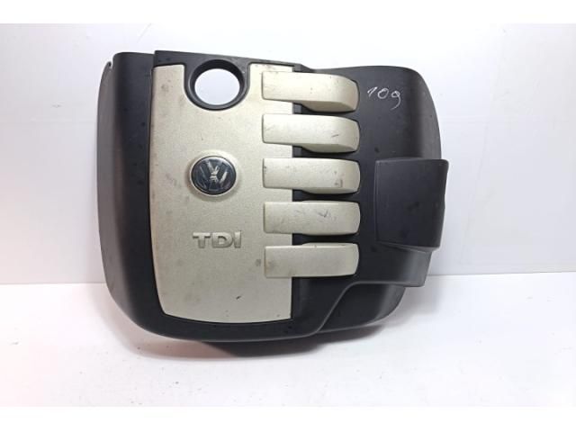 bontott VW TOUAREG Felső Hűtőburkolat