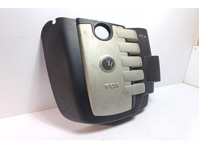 bontott VW TOUAREG Felső Hűtőburkolat