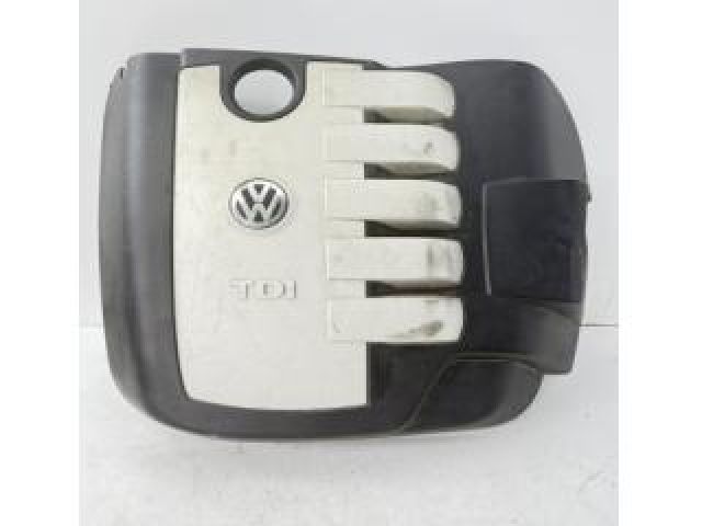 bontott VW TOUAREG Felső Hűtőburkolat