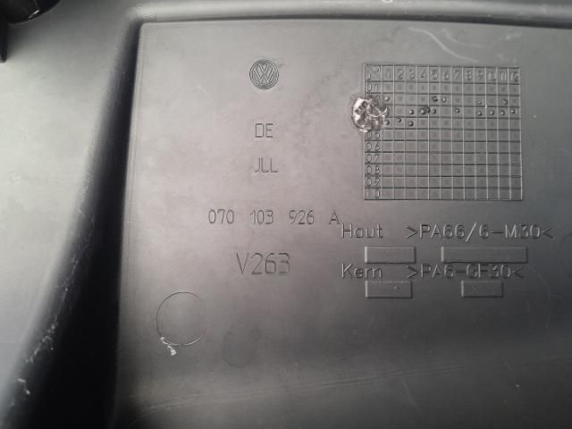 bontott VW TOUAREG Felső Hűtőburkolat