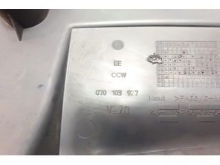 bontott VW TOUAREG Felső Hűtőburkolat