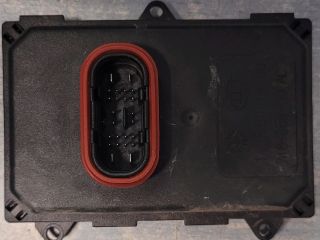 bontott VW TOUAREG Fényszóró Elektronika