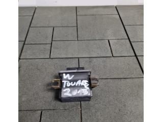 bontott VW TOUAREG Fényszóró Elektronika