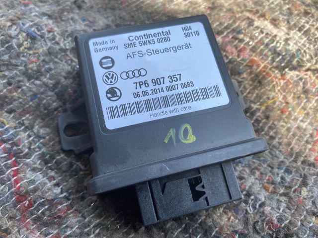 bontott VW TOUAREG Fényszóró Elektronika