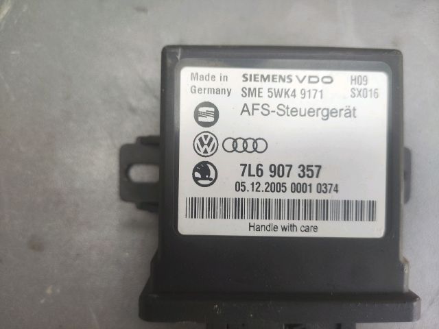 bontott VW TOUAREG Fényszóró Elektronika