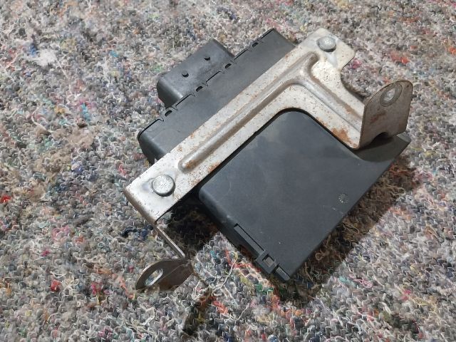 bontott VW TOUAREG Feszültségszabályzó