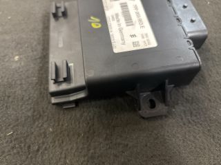 bontott VW TOUAREG Feszültségszabályzó