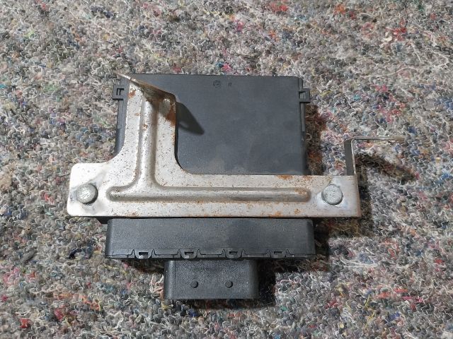 bontott VW TOUAREG Feszültségszabályzó