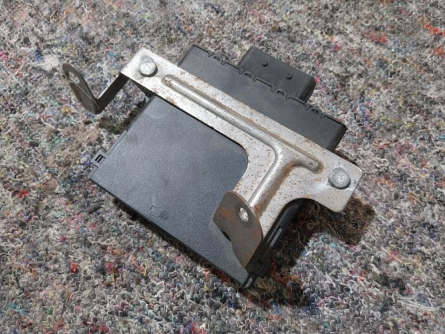 bontott VW TOUAREG Feszültségszabályzó