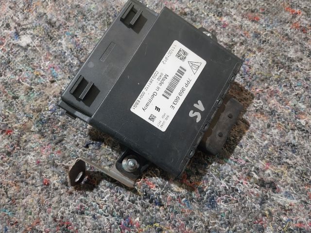 bontott VW TOUAREG Feszültségszabályzó