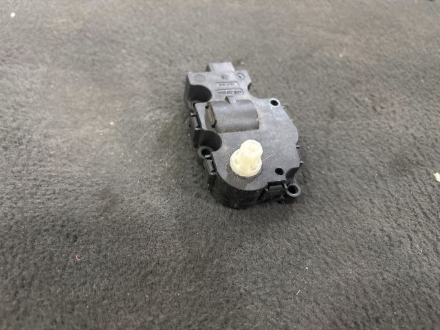 bontott VW TOUAREG Fűtés Állító Motor