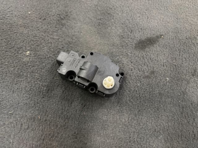 bontott VW TOUAREG Fűtés Állító Motor