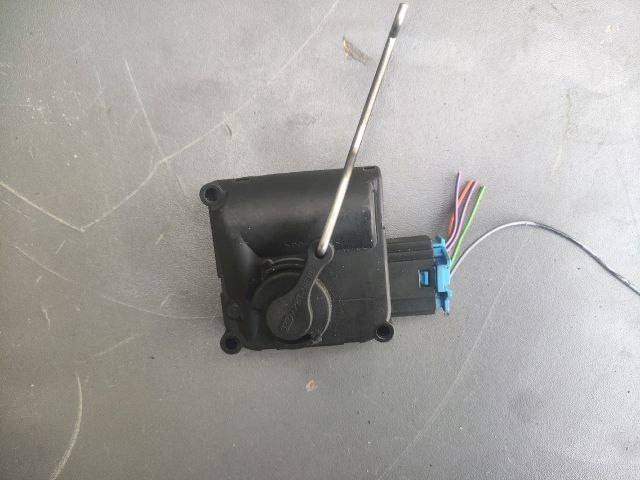 bontott VW TOUAREG Fűtés Állító Motor