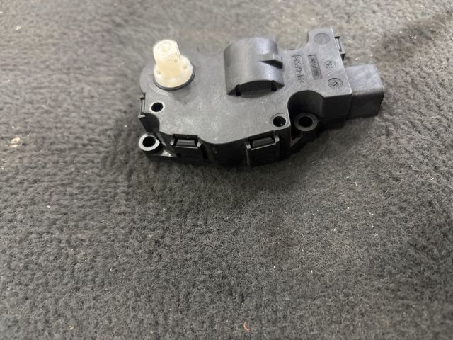 bontott VW TOUAREG Fűtés Állító Motor