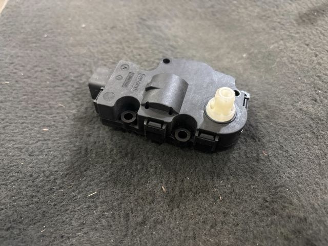 bontott VW TOUAREG Fűtés Állító Motor