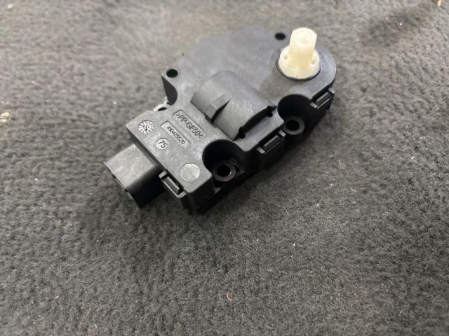 bontott VW TOUAREG Fűtés Állító Motor