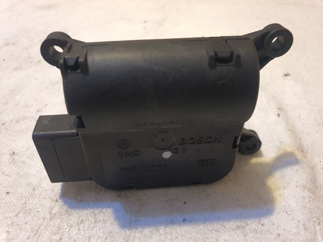 bontott VW TOUAREG Fűtés Állító Motor