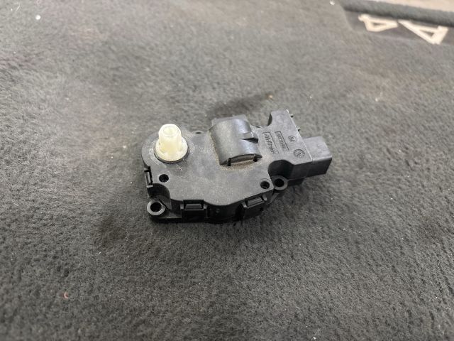 bontott VW TOUAREG Fűtés Állító Motor