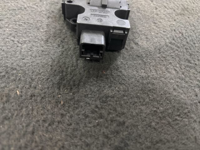 bontott VW TOUAREG Fűtés Állító Motor