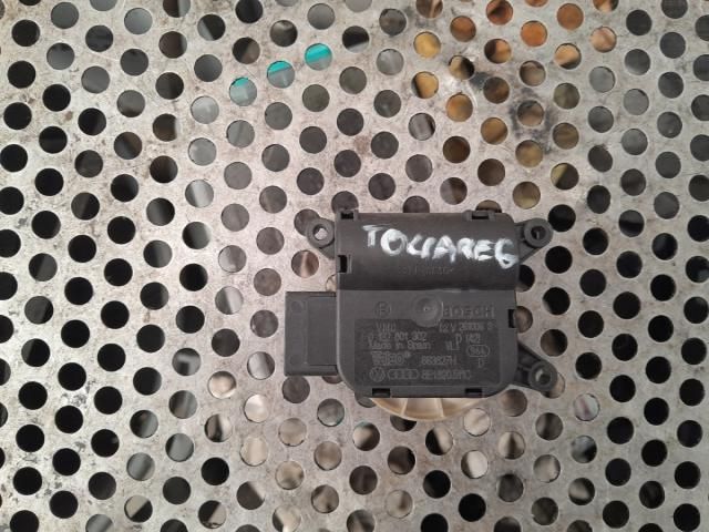 bontott VW TOUAREG Fűtés Állító Motor