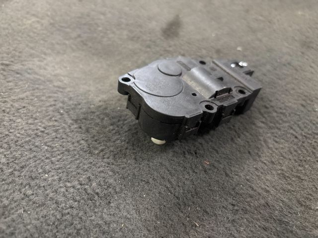 bontott VW TOUAREG Fűtés Állító Motor