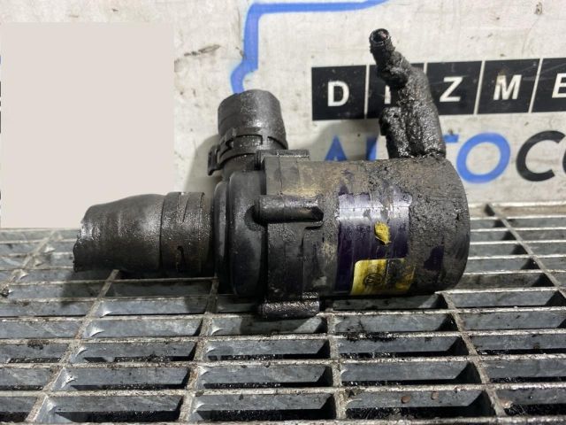 bontott VW TOUAREG Fűtéscsap