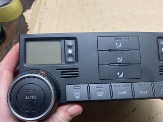 bontott VW TOUAREG Fűtéskapcsoló (digit klímás)