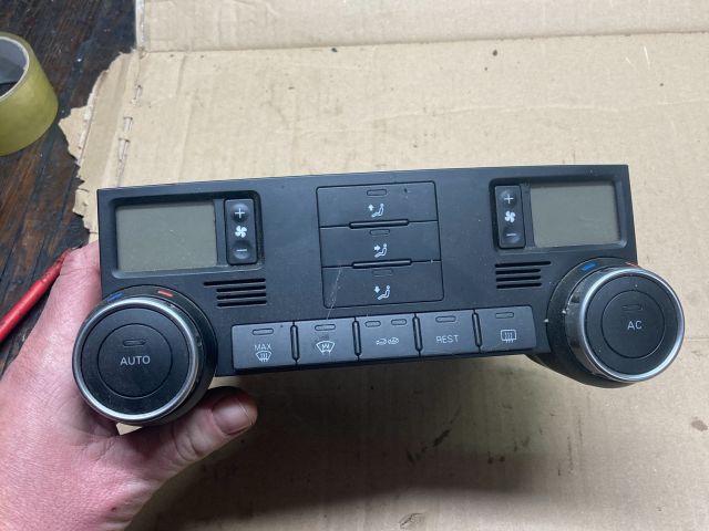 bontott VW TOUAREG Fűtéskapcsoló (digit klímás)
