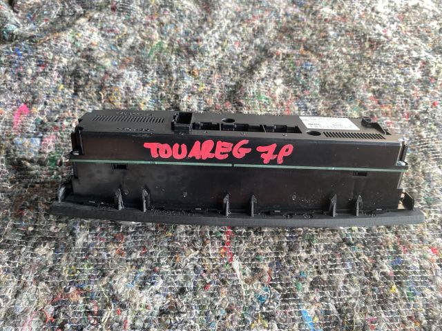 bontott VW TOUAREG Fűtéskapcsoló (digit klímás)