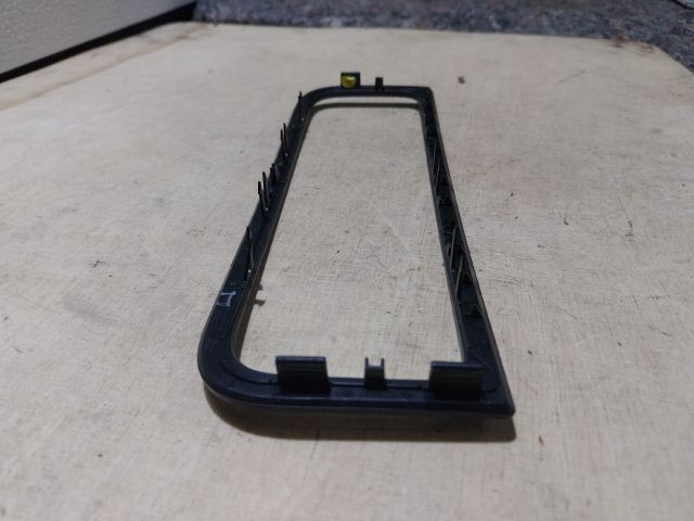 bontott VW TOUAREG Fűtéskapcsoló Keret