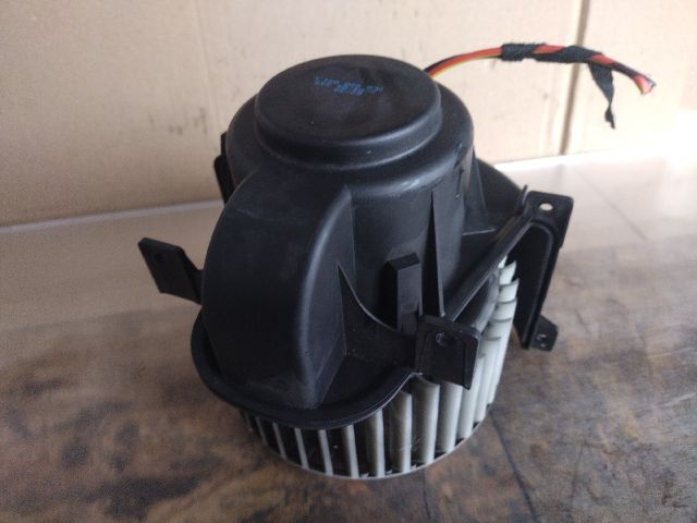 bontott VW TOUAREG Fűtőmotor (Klímás)